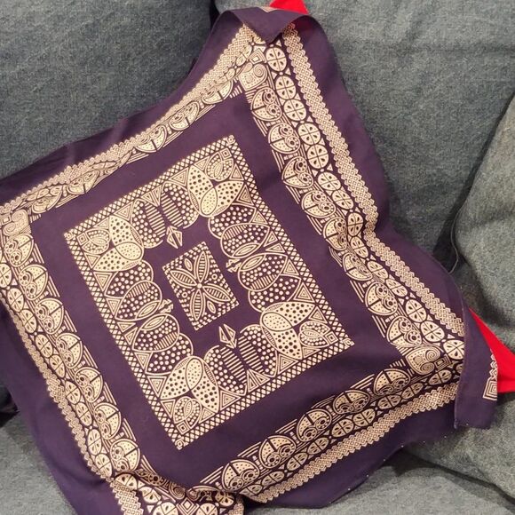 Navy Bandana on Red Cotton 20 x 20 Accent Throw Pillow NEW - Picture 4 of 11